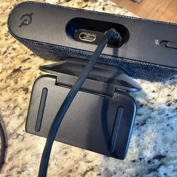 Peloton Guide Black Barely Used - Picture 4 of 6